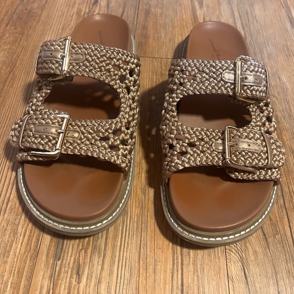 Universal Thread Kylie Crochet Sandal - Picture 2 of 4